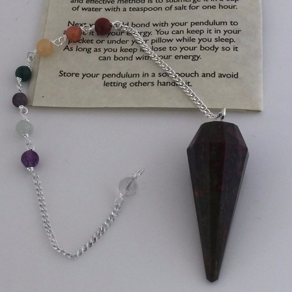 Bloodstone Chakra Pendulum Twelve Sided Heliotrope - Picture 4 of 5